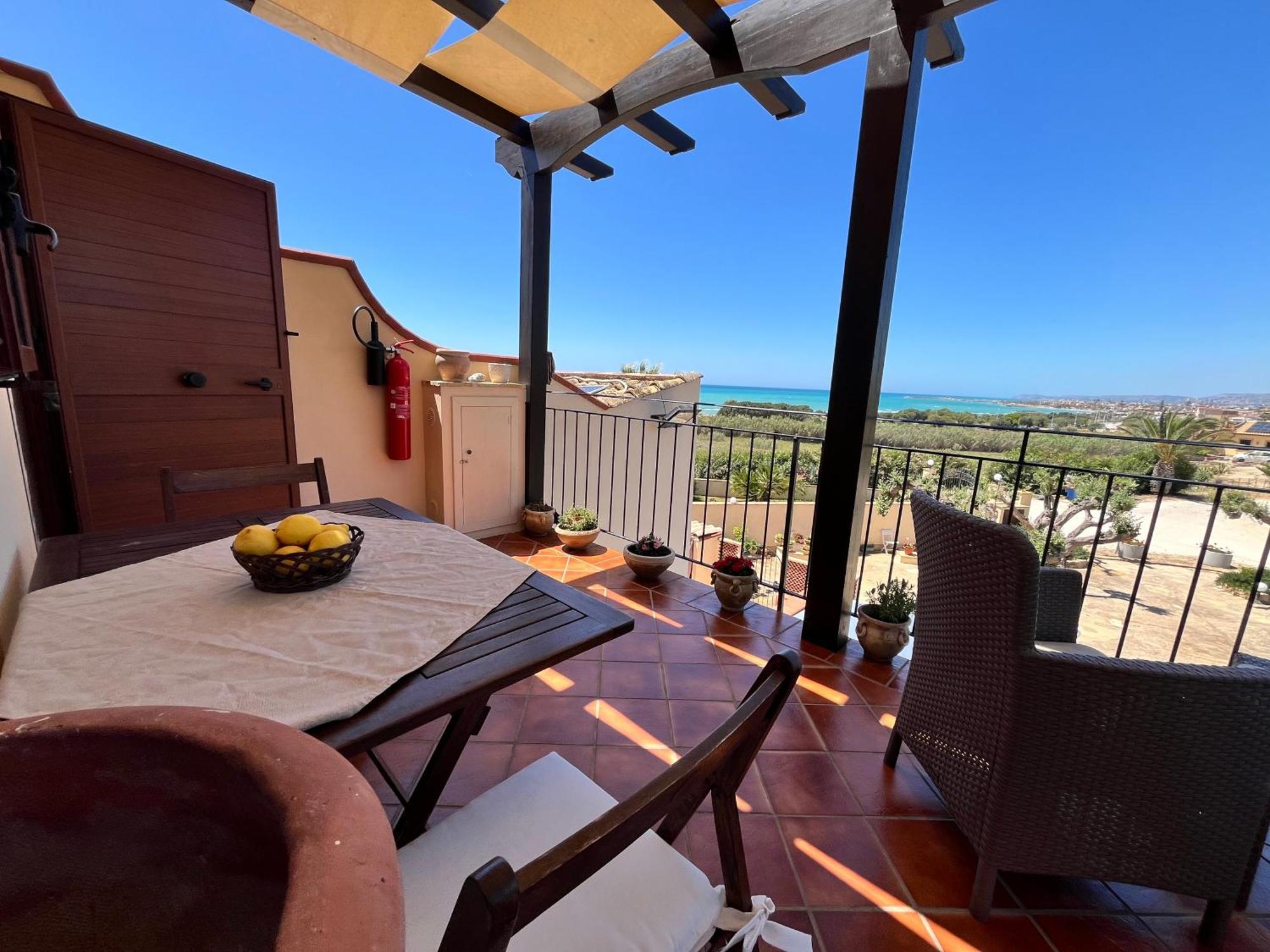 Domus Mare Luxury Apartman San Leone Kültér fotó